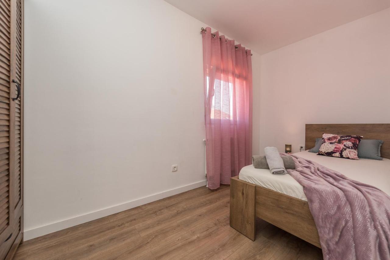 Apartmani DMarie Privlaka  Exterior foto